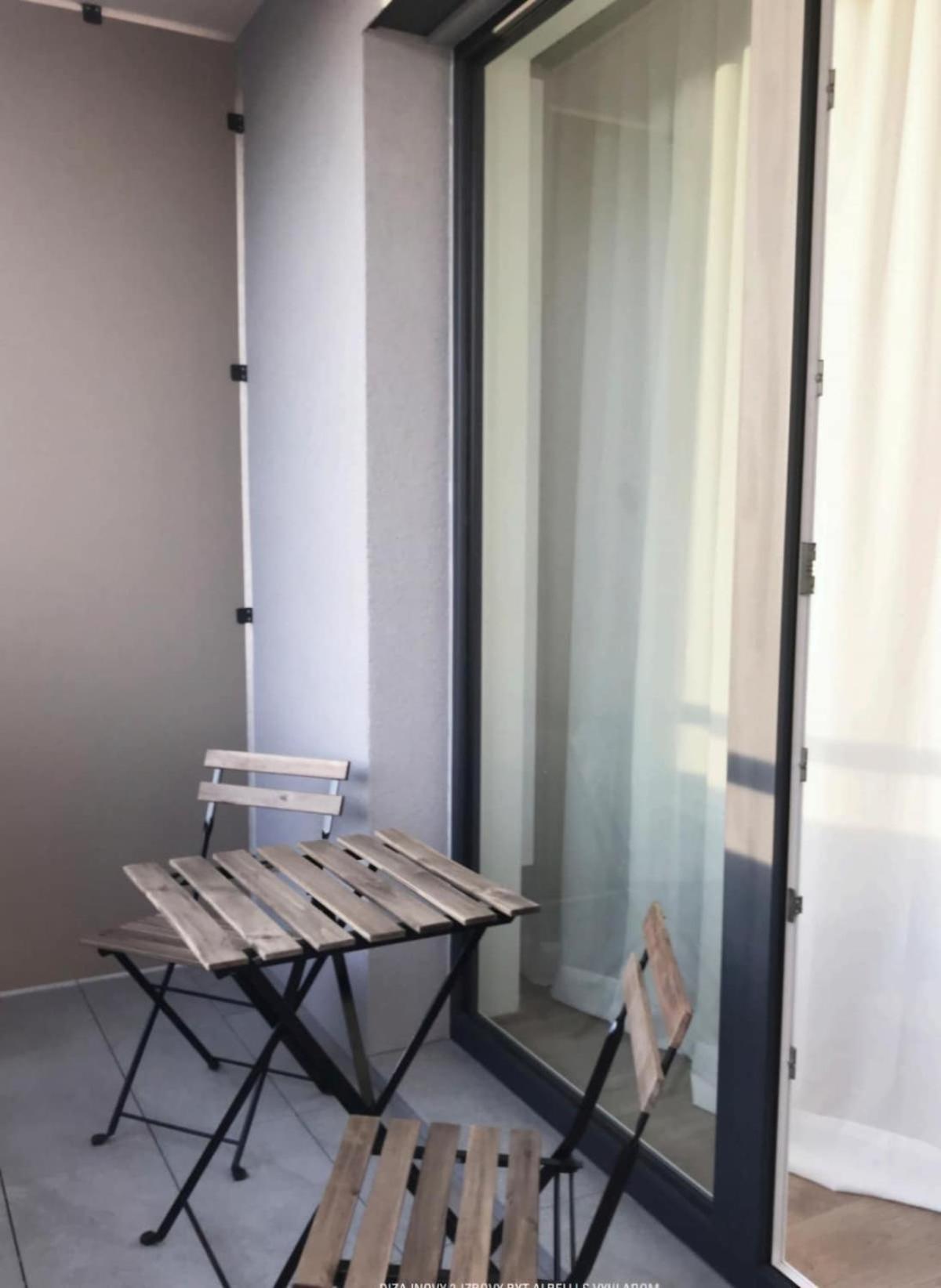 Apartman Iman With Privat Garage Parking Free Daire Kösice Dış mekan fotoğraf