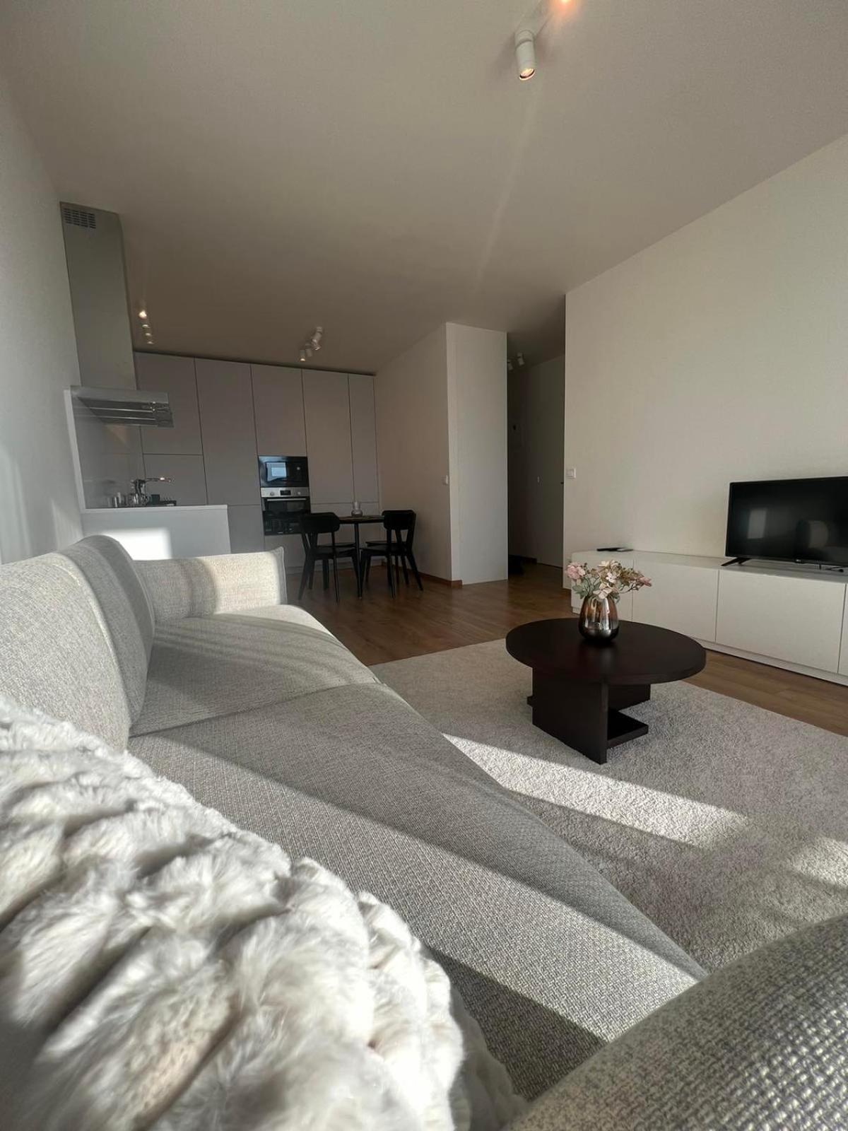 Apartman Iman With Privat Garage Parking Free Daire Kösice Dış mekan fotoğraf